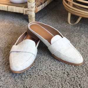Universal Thread Mules 6.5